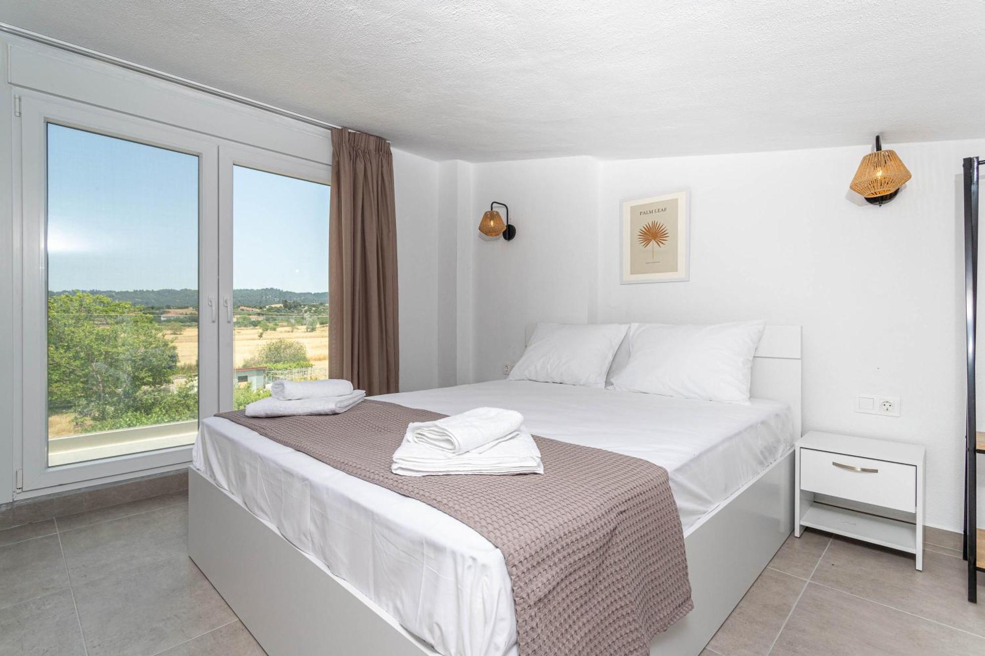 Viento Suites Possidi Luaran gambar